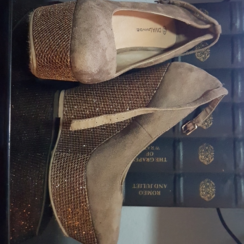 Ladies Heels